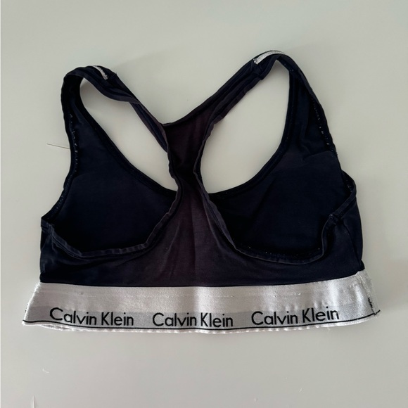 CALVIN KLEIN BRA IN NAVY WITH WHITE STRIPES SIZE SMALL - Picture 2 of 4